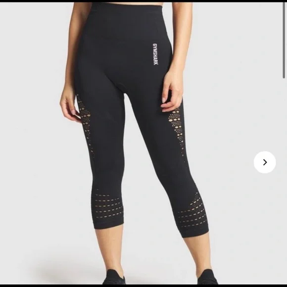 LIKE NEW Black gymshark leggings size XS - Picture 5 of 5